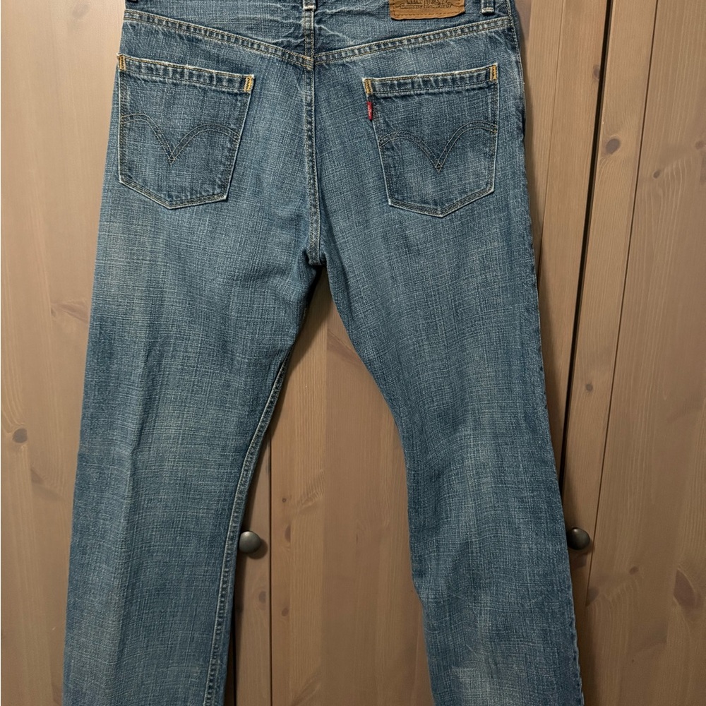 Levi's Classic Denim Relaxed Boot Cut 557 Men's Jeans - Picture 3 of 6